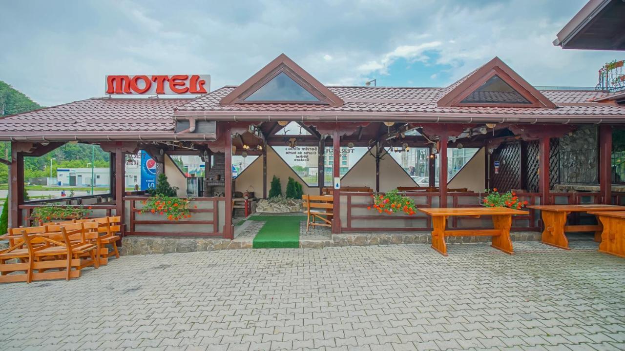 Rolizo Brasov Motel Ngoại thất bức ảnh